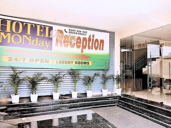hotel monday comfortable and safe stays
