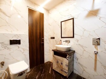 Hotel Monday - Comfortable & Safe Stays,,3 star
