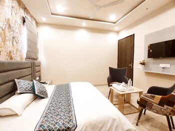 hotel monday comfortable and safe stays
