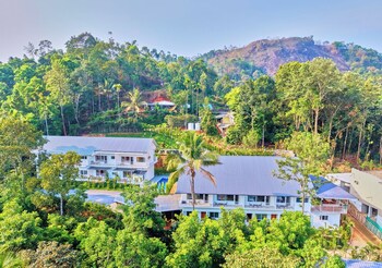 ice cliff munnar by voye homes