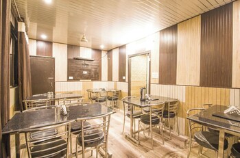 Hotel Pardesi's Near Mansa Devi Temple,,3 star