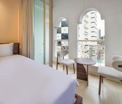 diamond crown hotel
