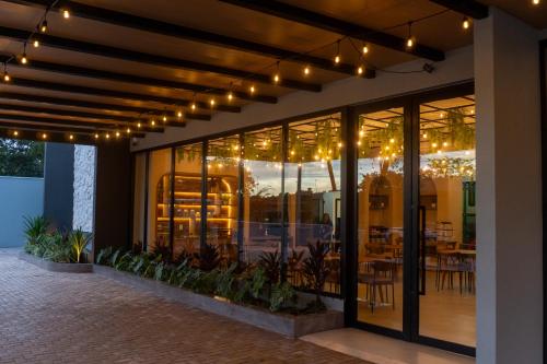 village rio hotel