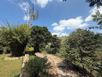 watawala tea plantation bungalow