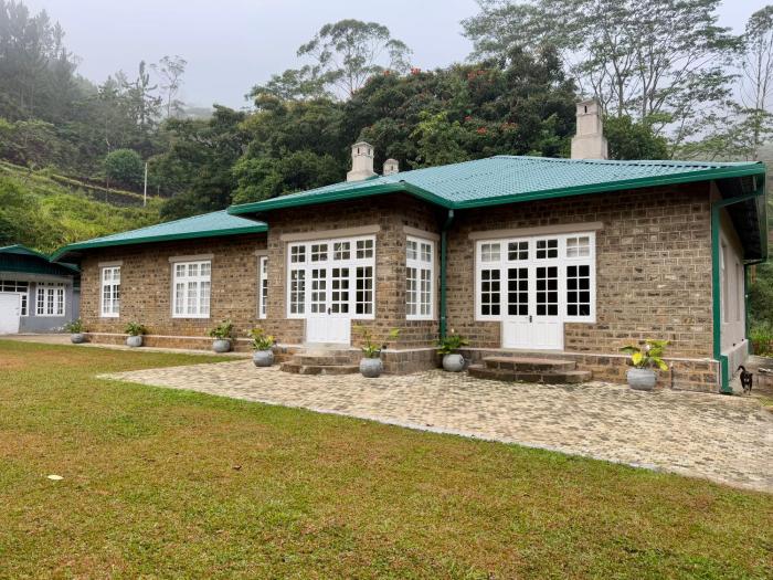 watawala tea plantation bungalow