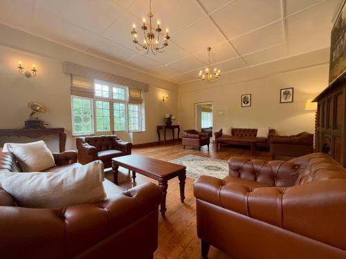 watawala tea plantation bungalow