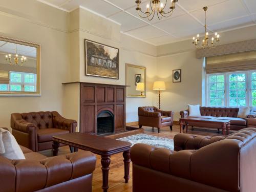 watawala tea plantation bungalow