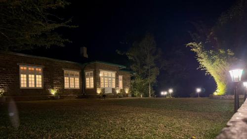 watawala tea plantation bungalow