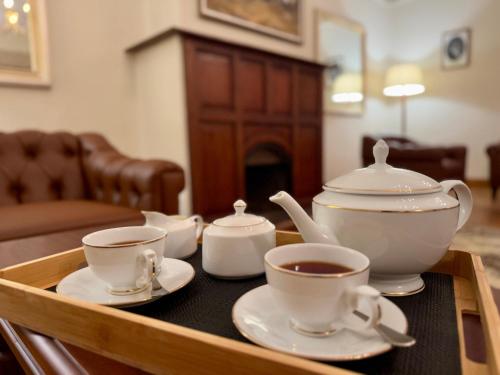 watawala tea plantation bungalow