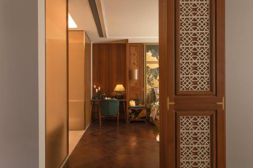 chinese style garden resort hotel