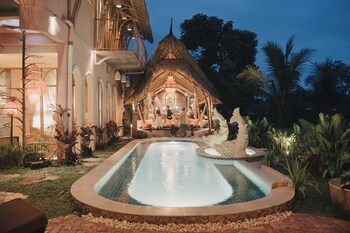 Atelier Ubud Art Lofts,,3 star