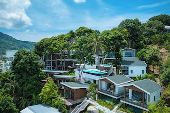 anthiya seaview villa hotel phuket