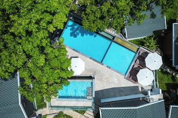 anthiya seaview villa hotel phuket