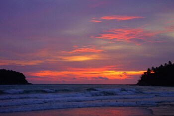 anthiya seaview villa hotel phuket