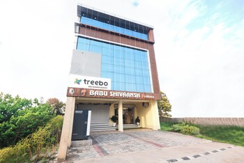 treebo babu shivaansh residency