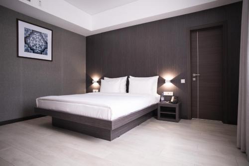 grand hotel kazybek bi