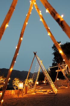 swar kasauli suites cuisine cave club