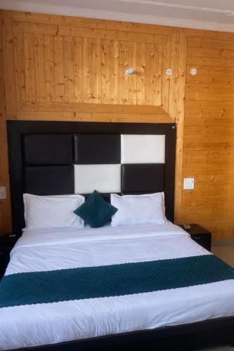 aaroham retreat
