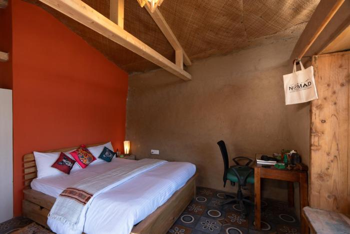 nomad eco retreat