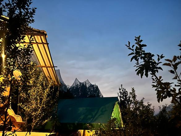 nomad eco retreat