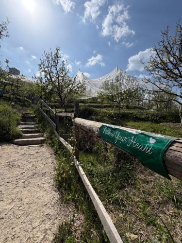 nomad eco retreat