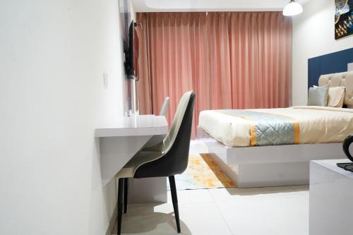 vi grand inn