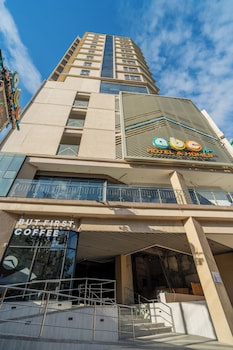 abc plus hotel and homes