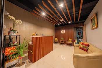 abc plus hotel and homes