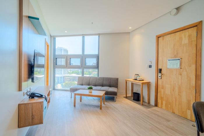 abc plus hotel and homes