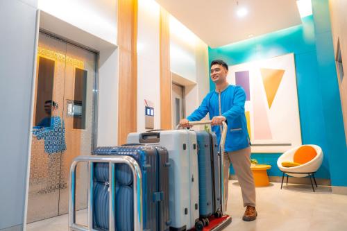 abc plus hotel and homes