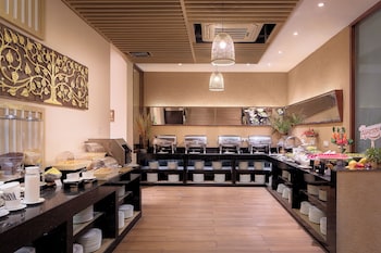 clover hotel phnom penh