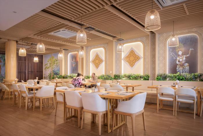 clover hotel phnom penh