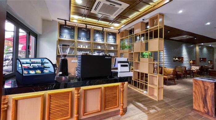 clover hotel phnom penh