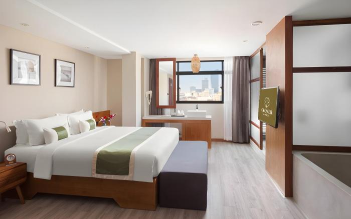 clover hotel phnom penh
