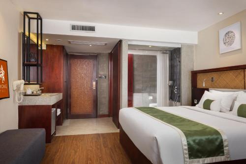clover hotel phnom penh