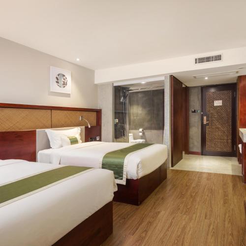 clover hotel phnom penh