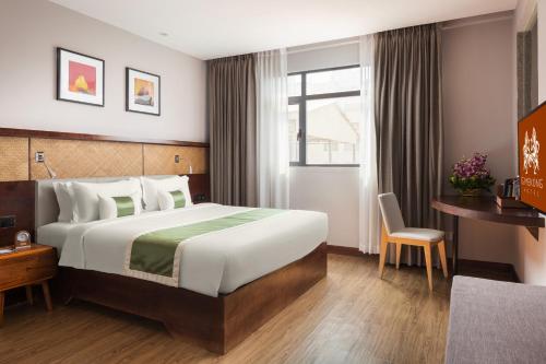 clover hotel phnom penh