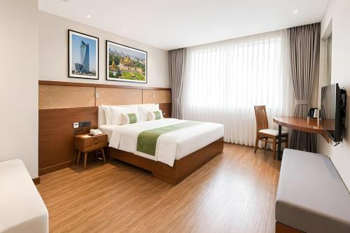clover hotel phnom penh
