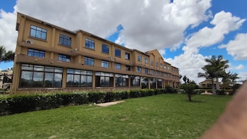 the royal ambassador hotel