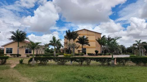 the royal ambassador hotel