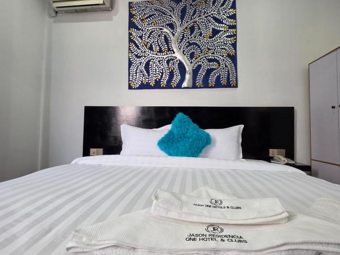 jason residencia one hotel