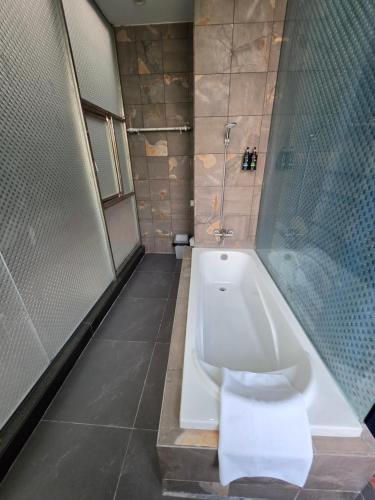 jason residencia one hotel