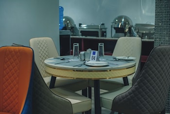 wellington blu hotel and suites