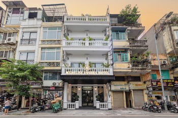 ensora hotel and travel