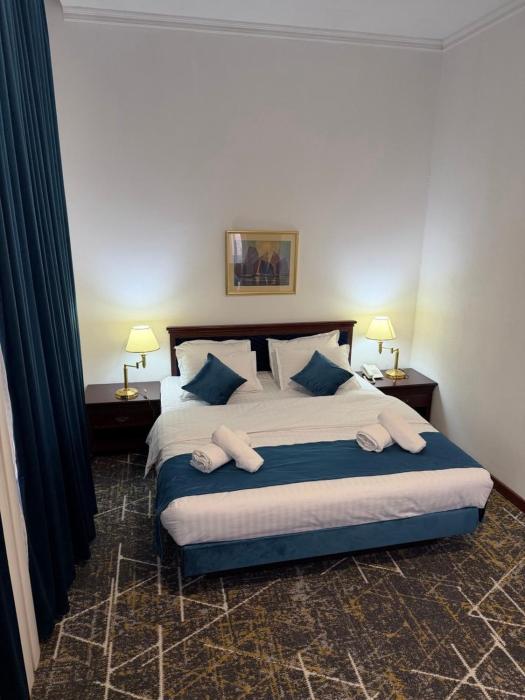 regal garden hotel