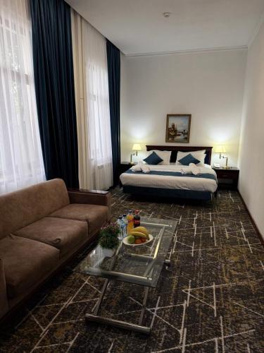 regal garden hotel