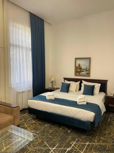 regal garden hotel