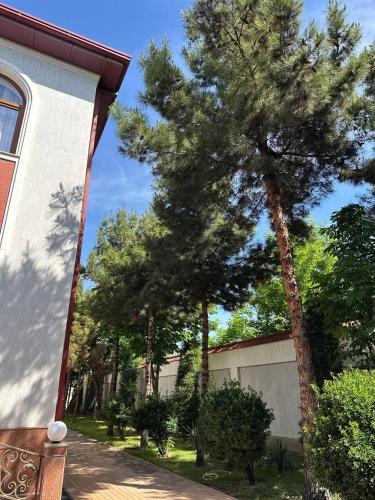regal garden hotel