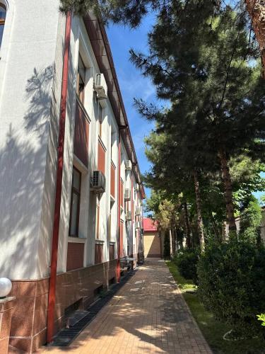 regal garden hotel