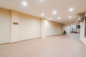 travinities hotel shri krishna